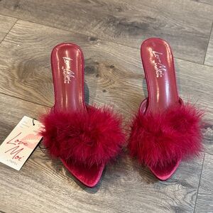 NWT Love Moi by MeMoi Mona Marabou Slipper size - Medium 7/8